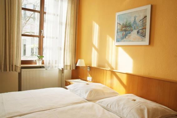 Allee-Hotel Garni Bad Kissingen Phòng bức ảnh